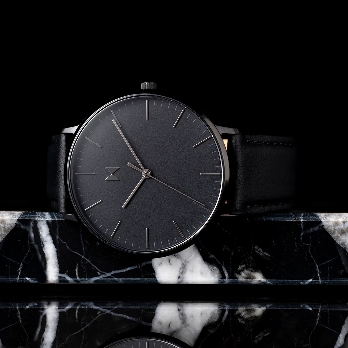 Legacy Slim Panther Black 42mm